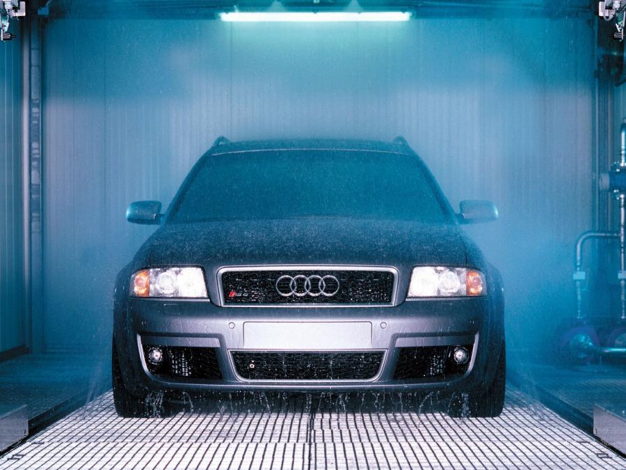  Audi RS6 Avant (4B, C5) 2002 года  (фото 6 из 19)